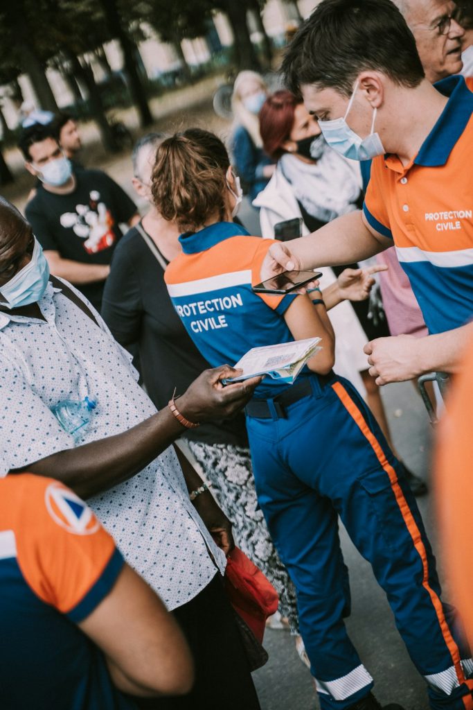 Визовая поддержка и услуги по оформлению документов для переезда за рубеж